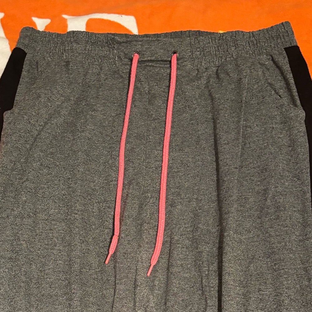 Cloud Chaser | Women’s XL Gray Joggers with Pink Drawstring